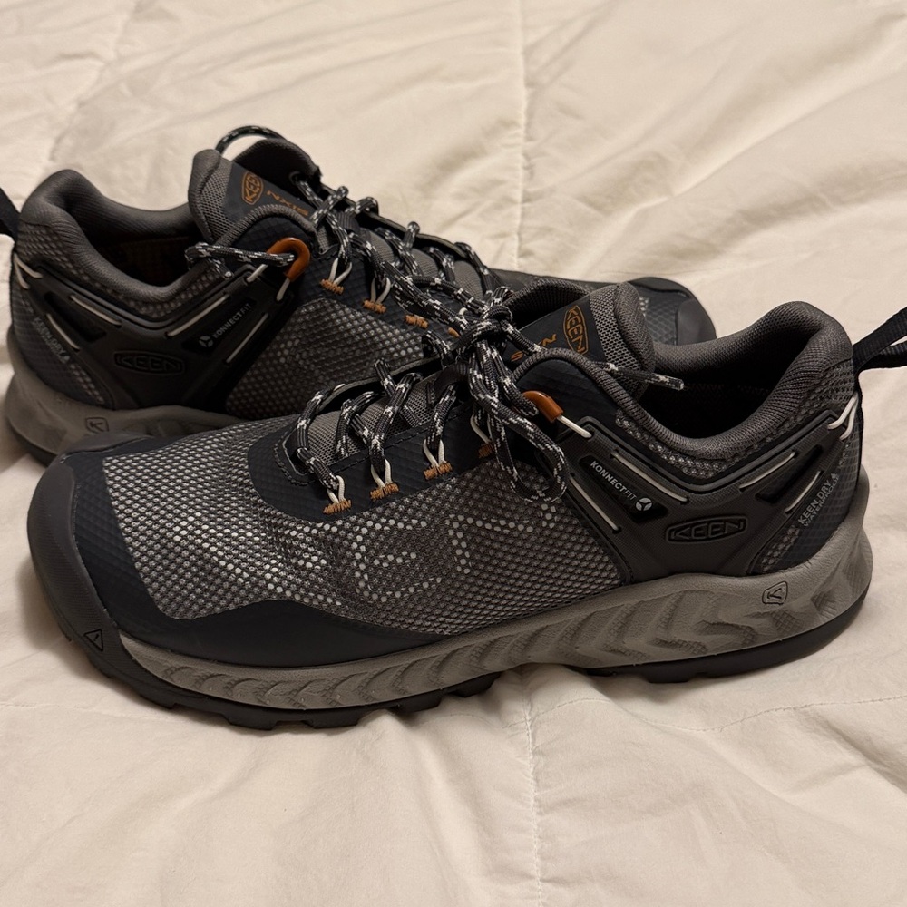 KEEN Women's, Nxis EVO Waterproof Hiking Shoe